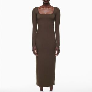 ARITZIA BABATON Retreat Tight Long Dress